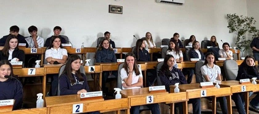 Visita de estudiantes a la Junta Departamental de Soriano