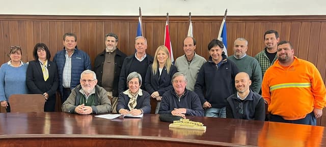 El Presidente de la Junta en importante instancia cumplida en Cardona