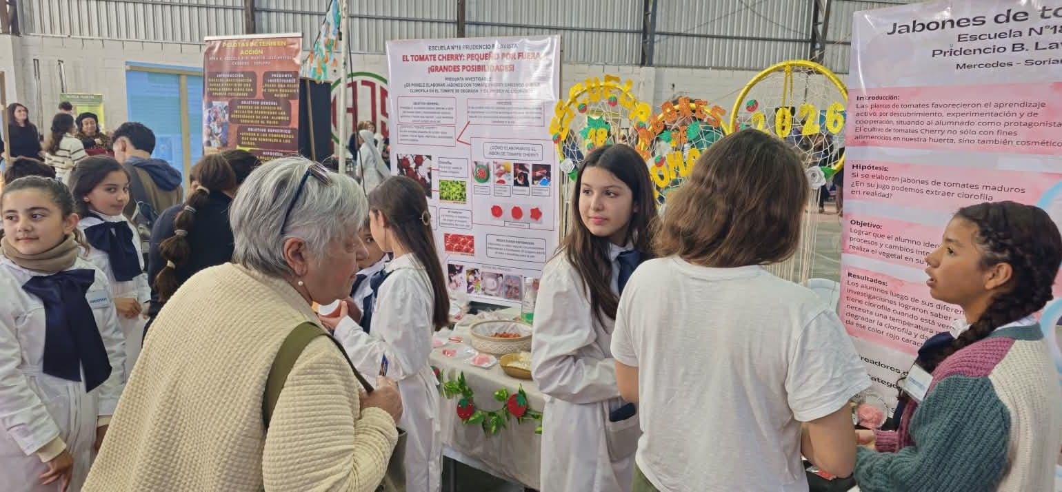 Presidenta de la Junta visitó Feria Depaartamental de Ciencia y Tecnología