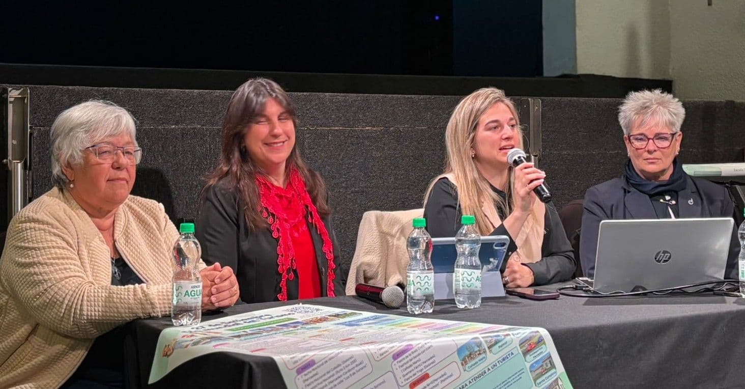 Presidenta presente en actividad turística escolar