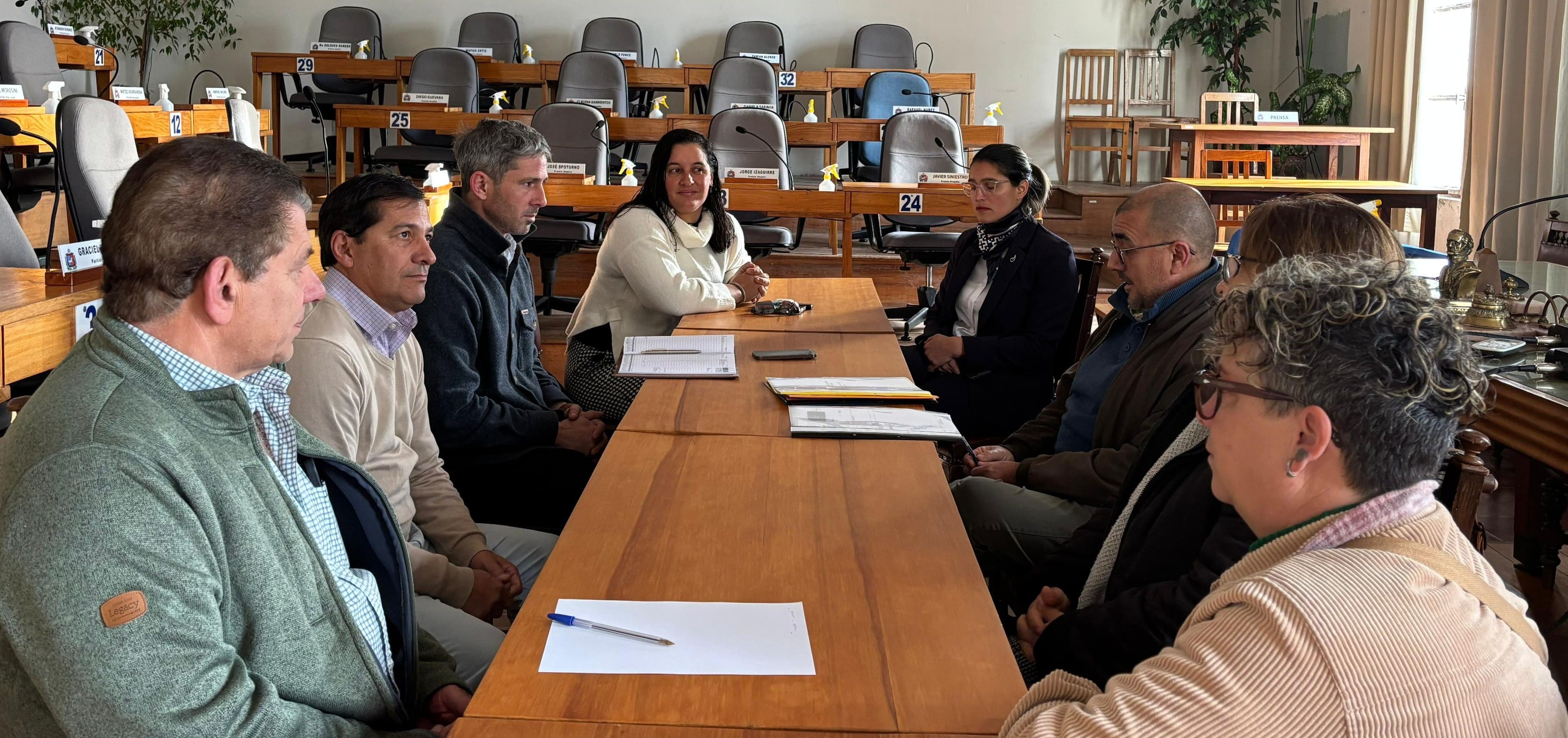 Importante reunión de integrantes de la Mesa de la Junta con Asociación Civil